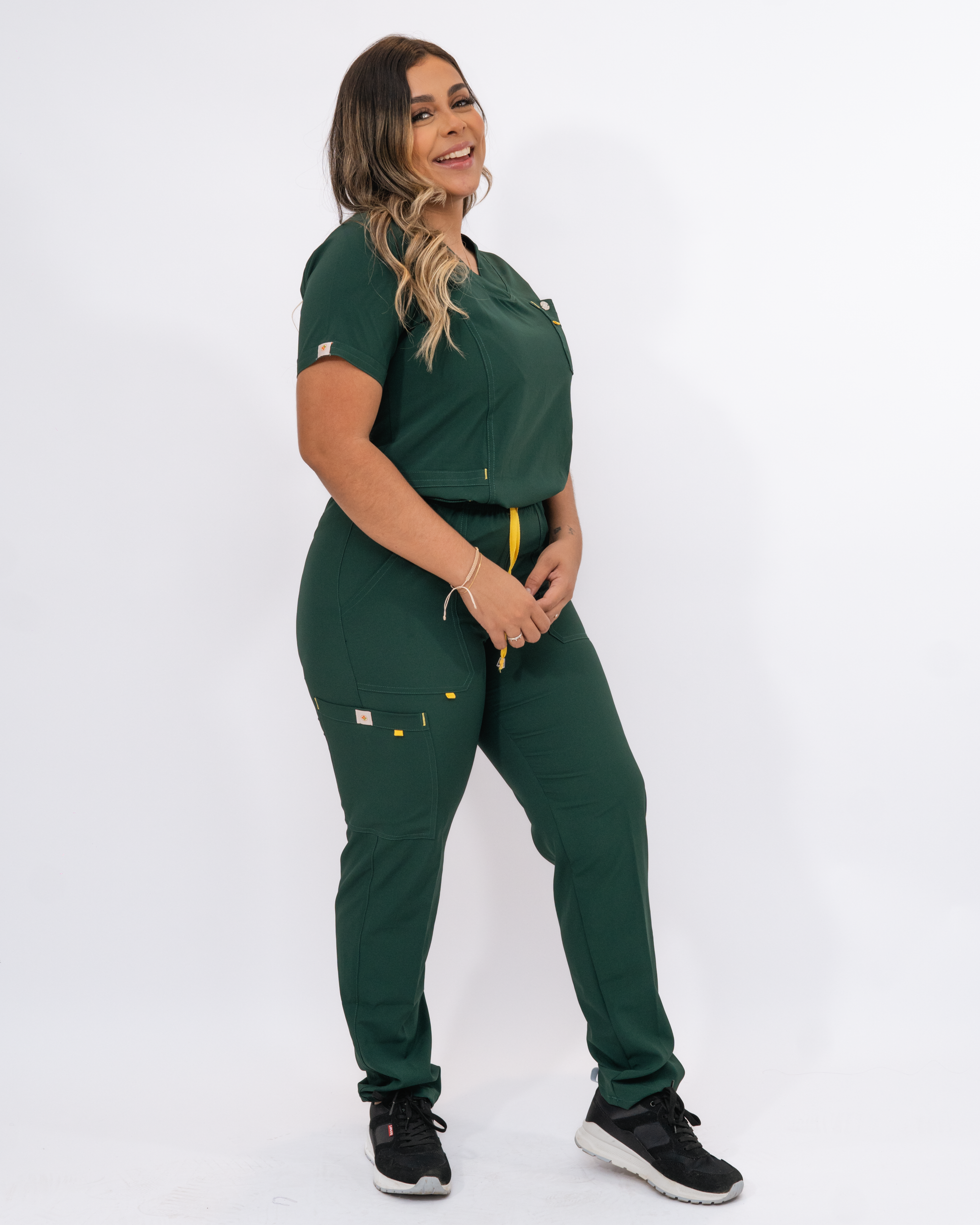 Uniforme mujer antifluido stretch cuello estilo americano Verde
